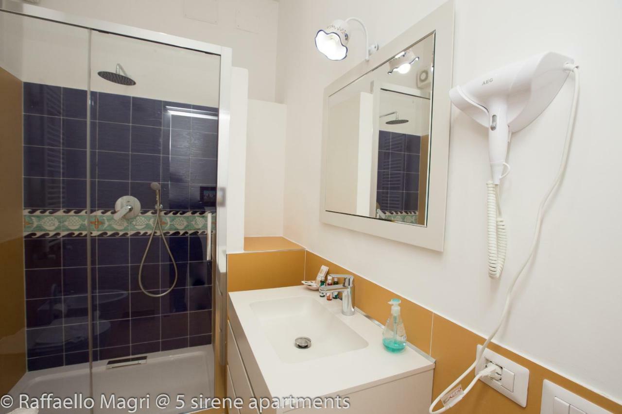 5 Sirene Bed and Breakfast Napels Buitenkant foto
