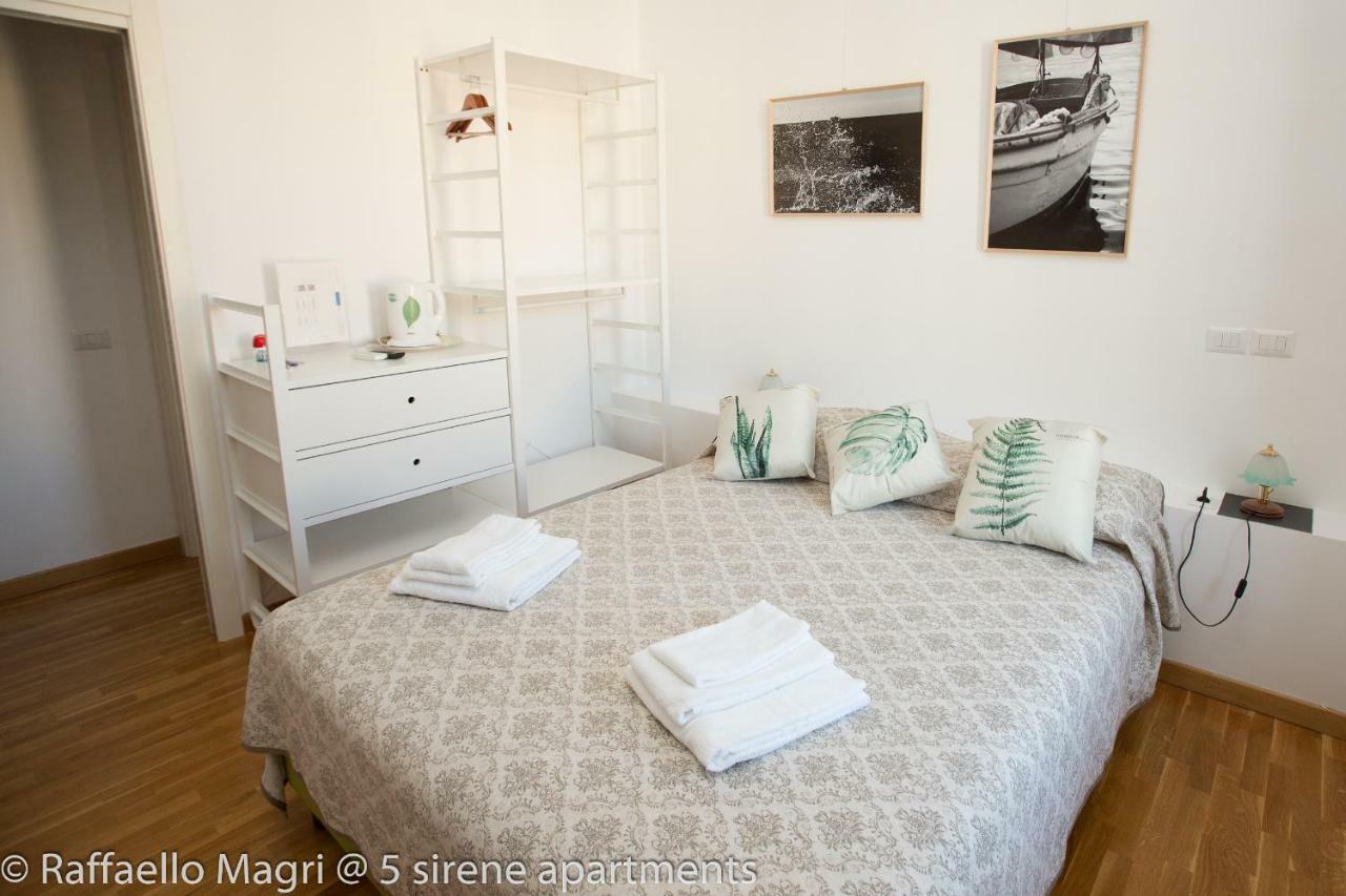 5 Sirene Bed and Breakfast Napels Buitenkant foto
