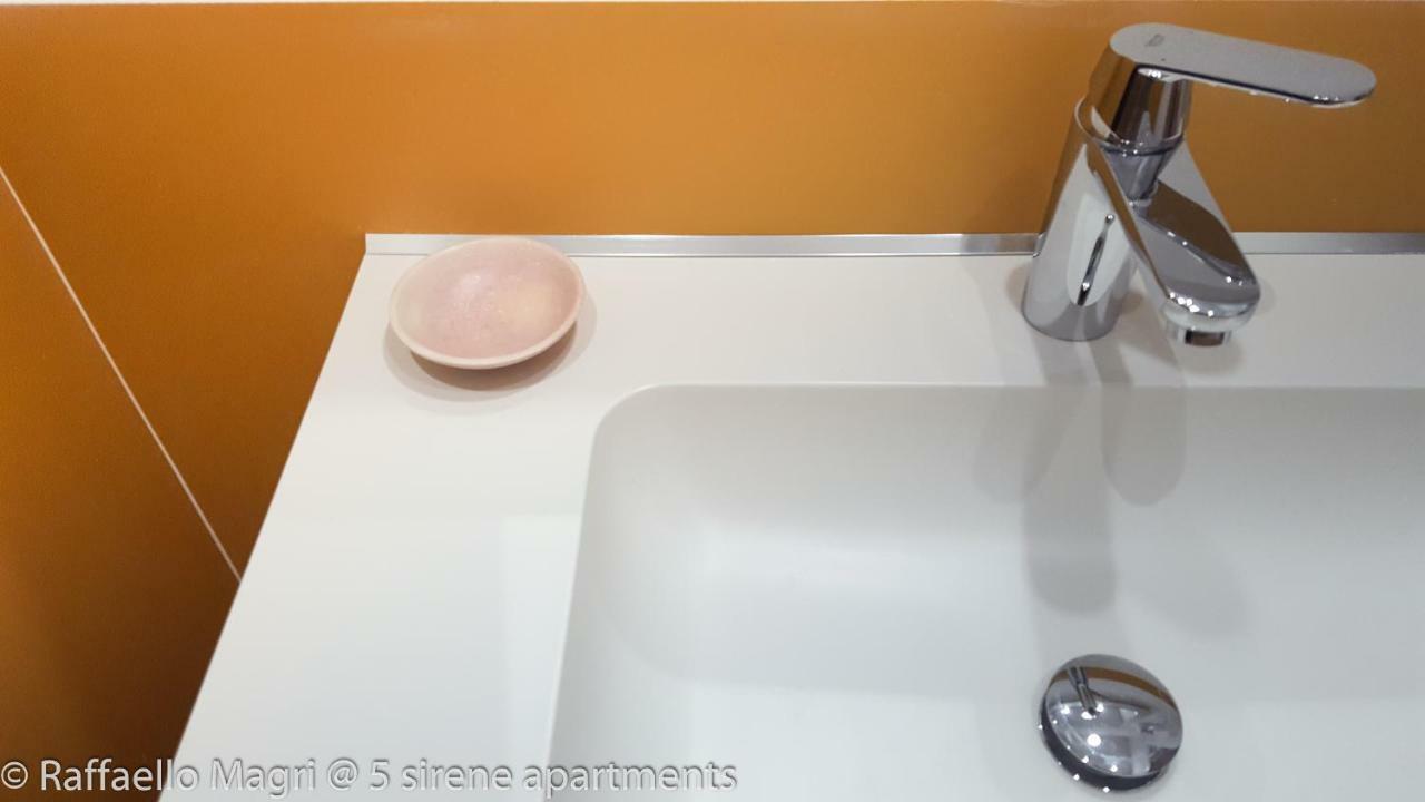 5 Sirene Bed and Breakfast Napels Buitenkant foto